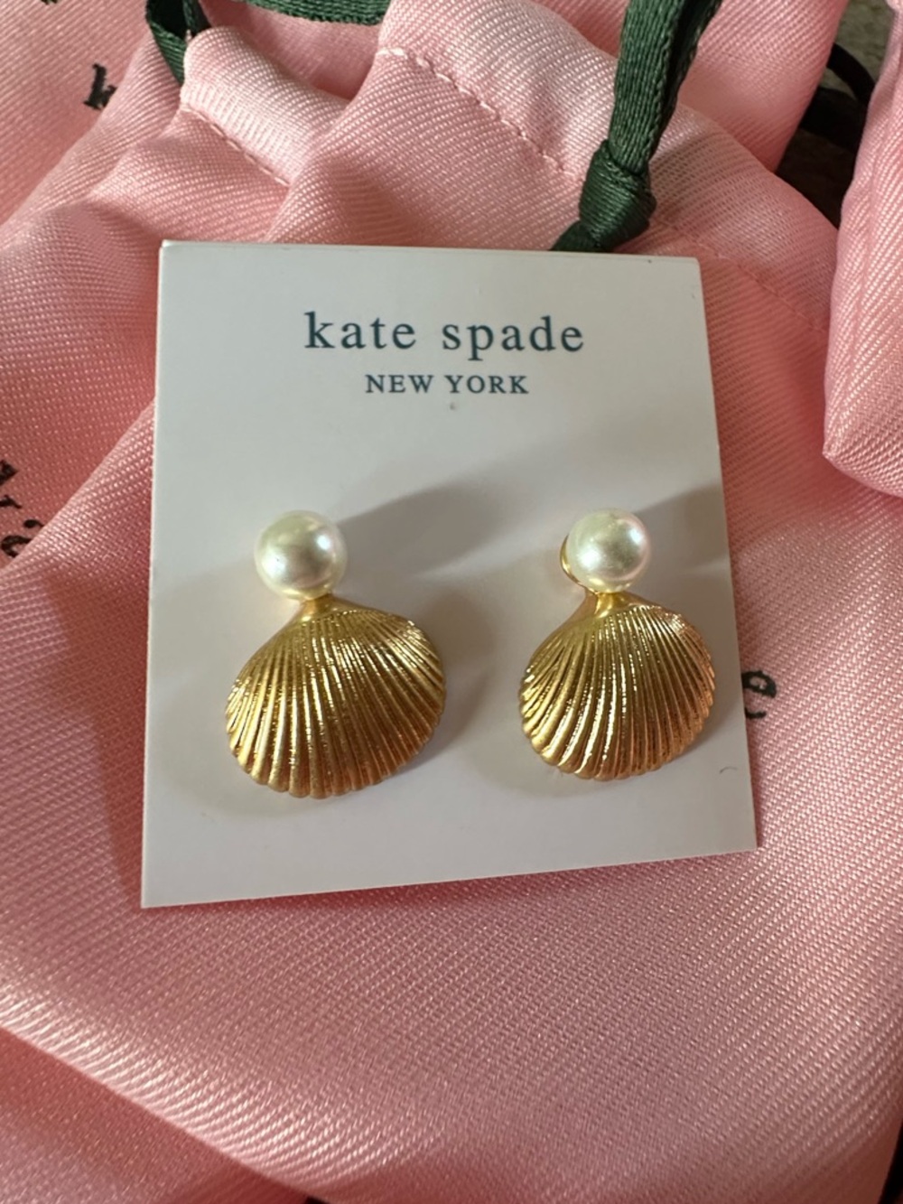 Kate Spade Reef Treasure Shell Stud Earrings NEW - Picture 10 of 11